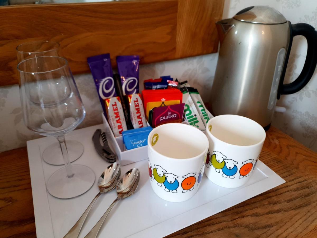 Strathmore Guest House (Adults Only) Keswick  Esterno foto